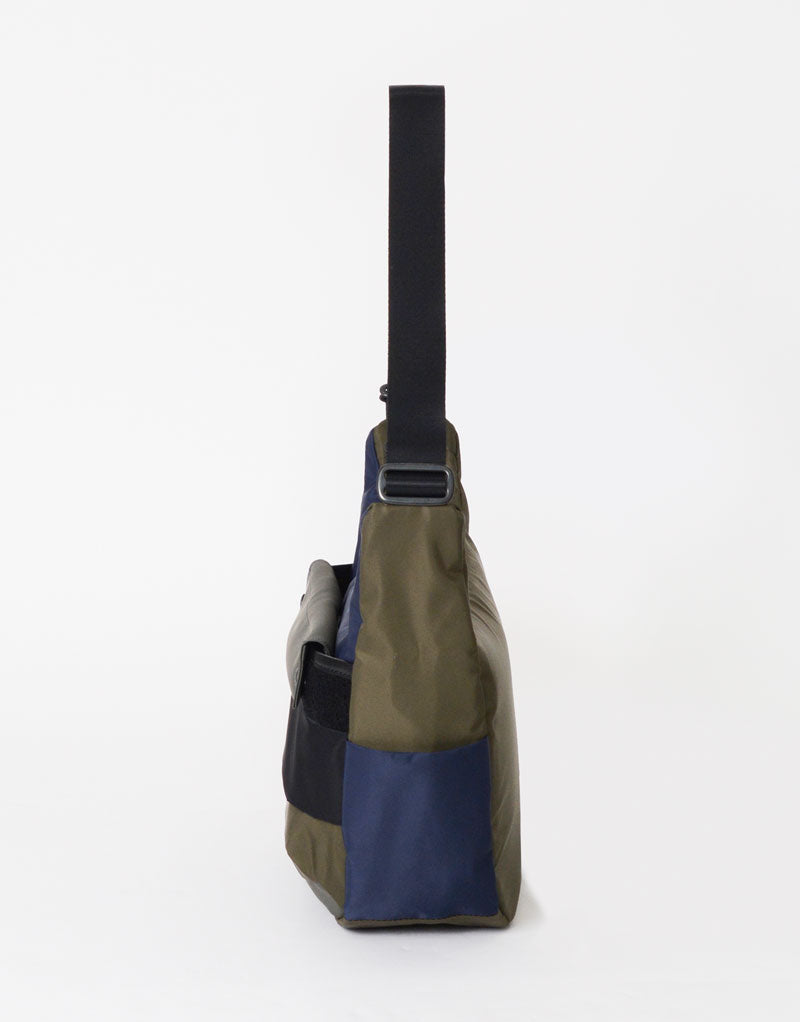 age shoulder bag No. 02372