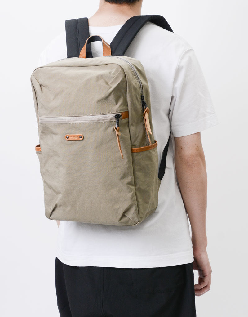 ROOT Square Daypack No.289031