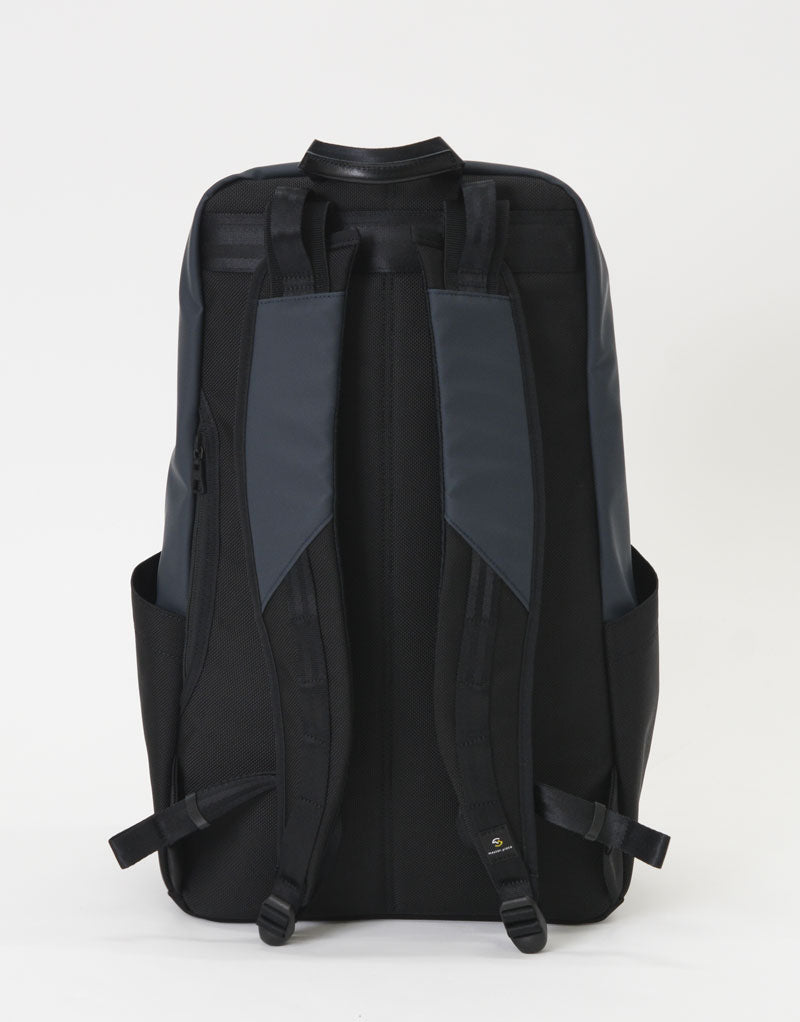 barbecue hoed PapoeaNieuwGuinea Slick backpack ｜master-piece | マスターピース公式サイト
