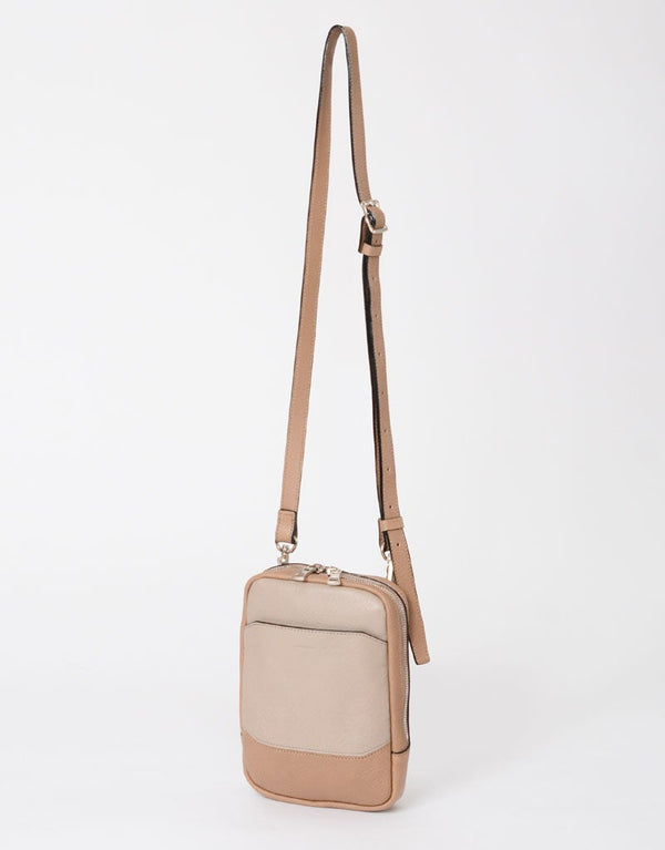 dear shoulder bag No.02800