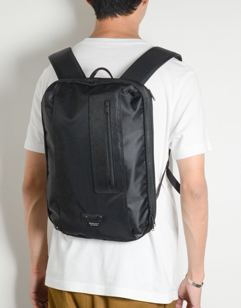 SLIM Backpack No.02860
